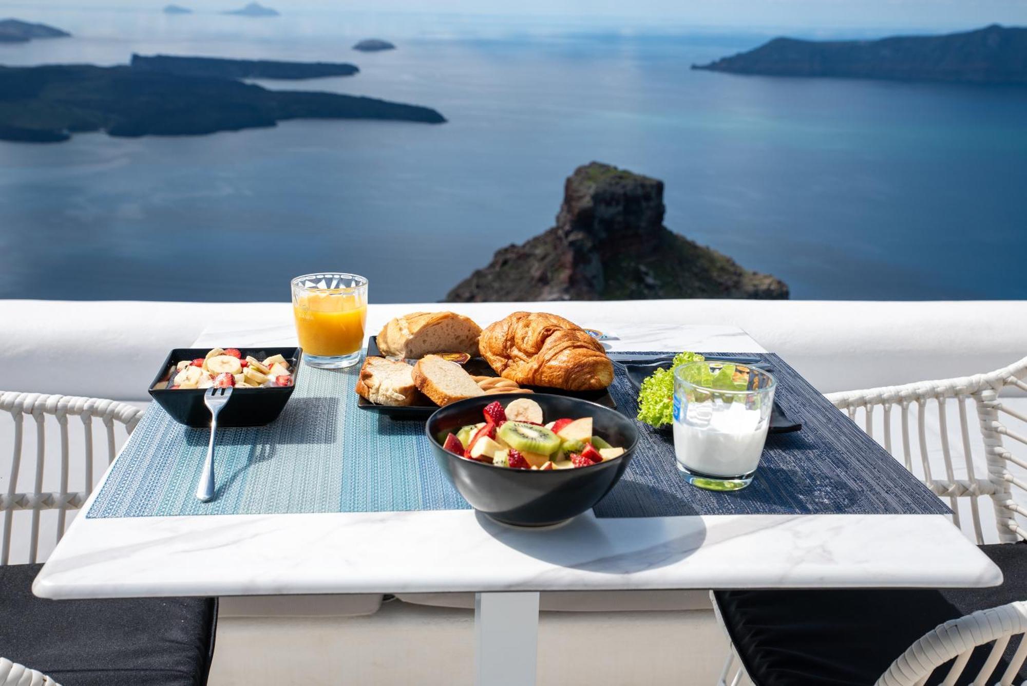 Heavens Edge Hotel Imerovígli Kültér fotó