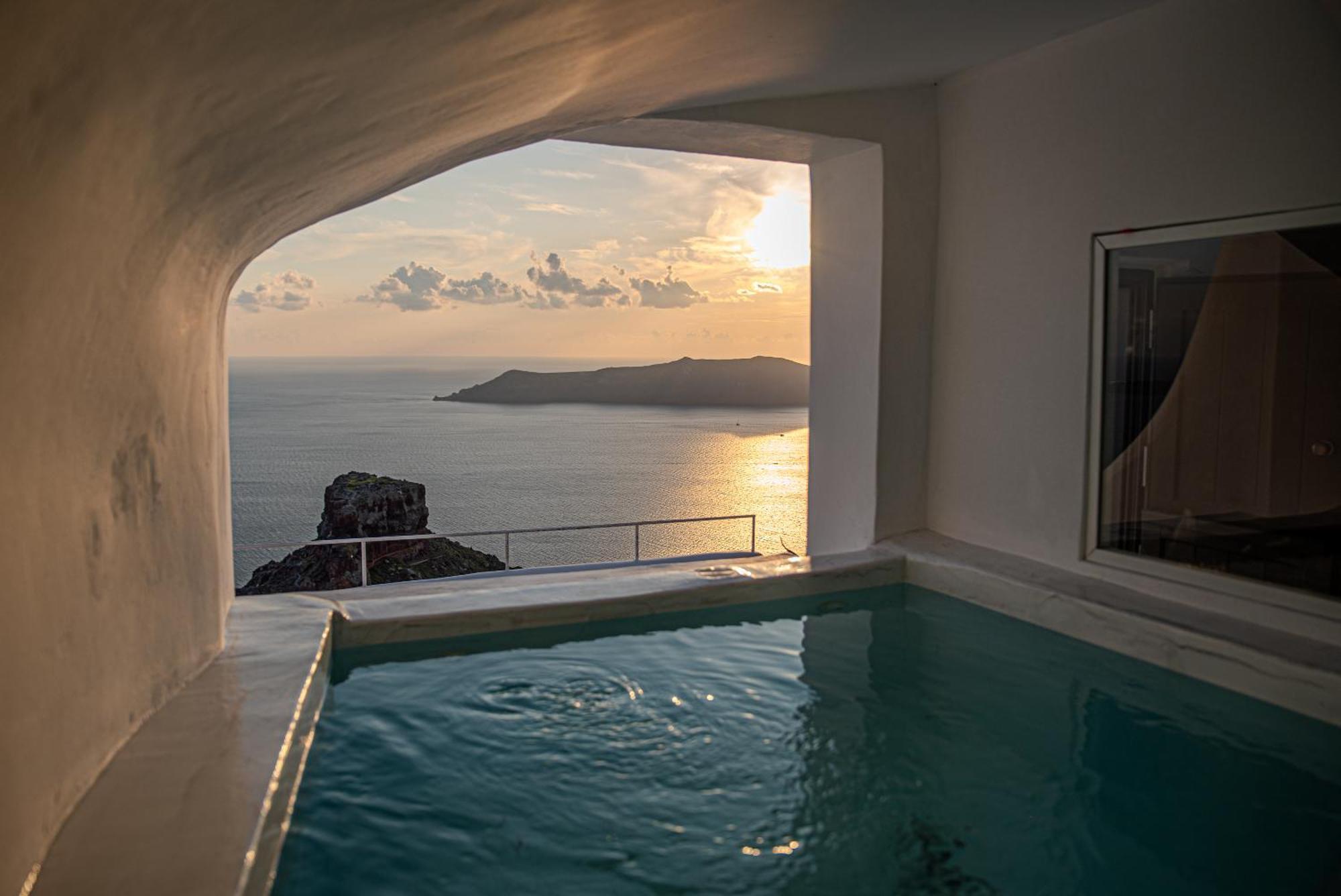 Heavens Edge Hotel Imerovígli Kültér fotó