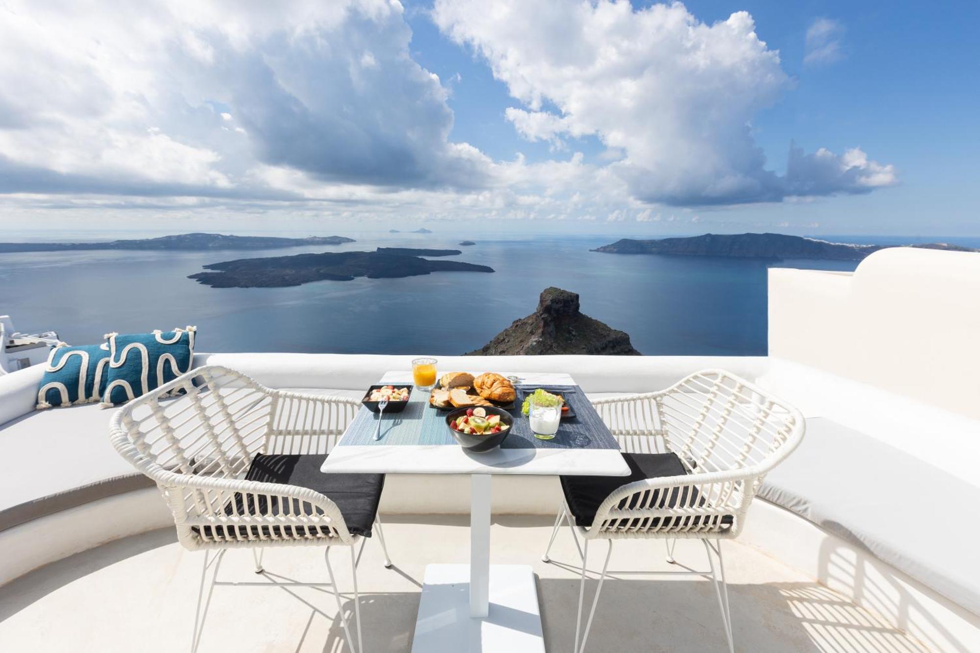 Heavens Edge Hotel Imerovígli Kültér fotó