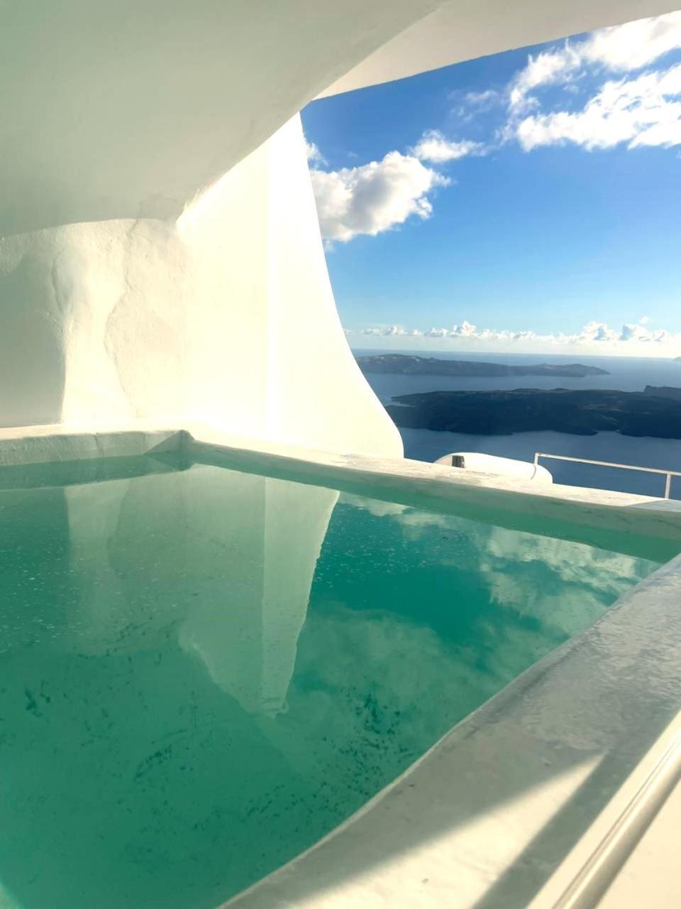 Heavens Edge Hotel Imerovígli Kültér fotó